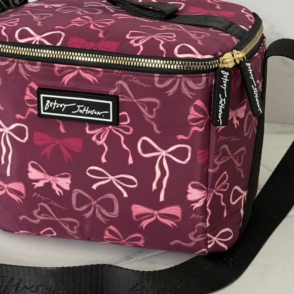NEW Betsey Johnson Burgundy Fall Ribbon Bows insulated Cooler Lunch tote Bag - Picture 3 of 11